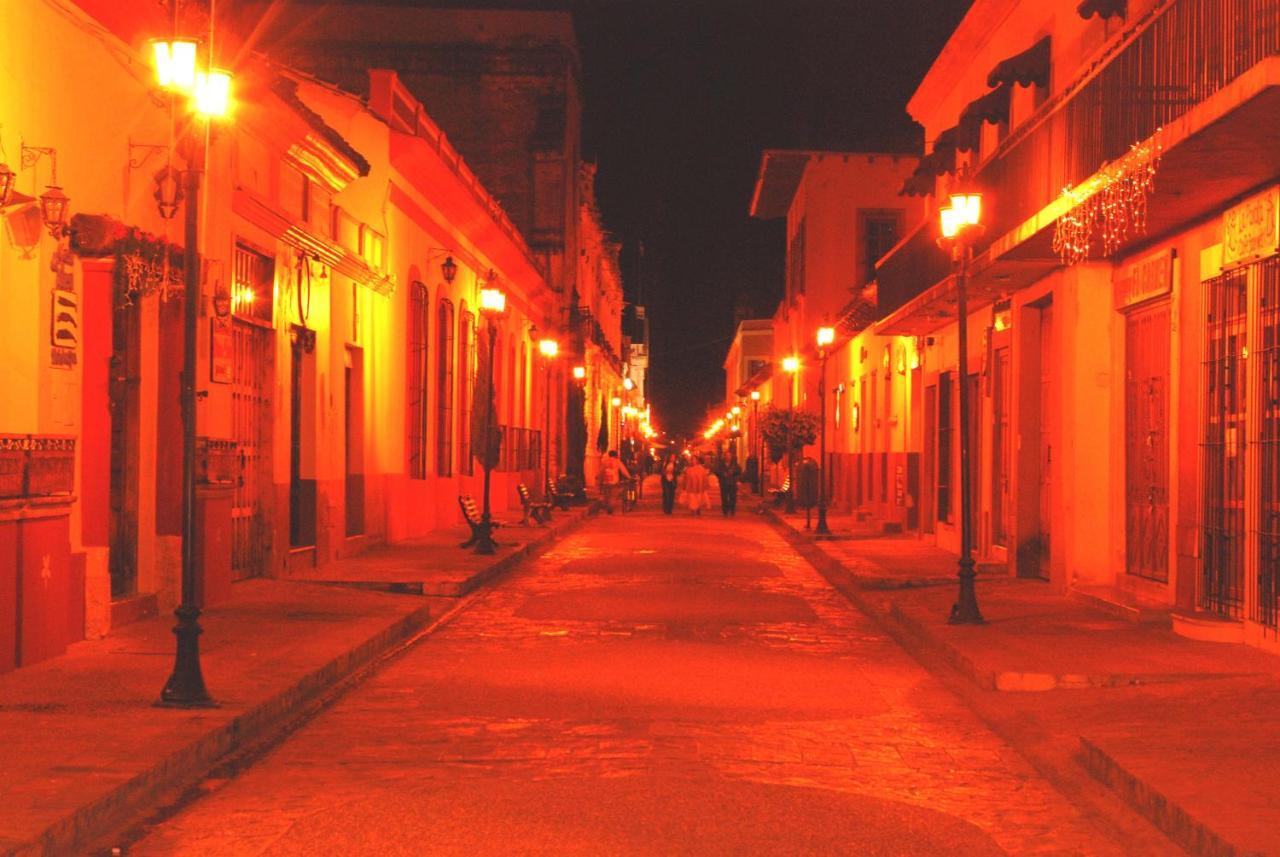 Hotel Amayal San Cristóbal de Las Casas Екстериор снимка