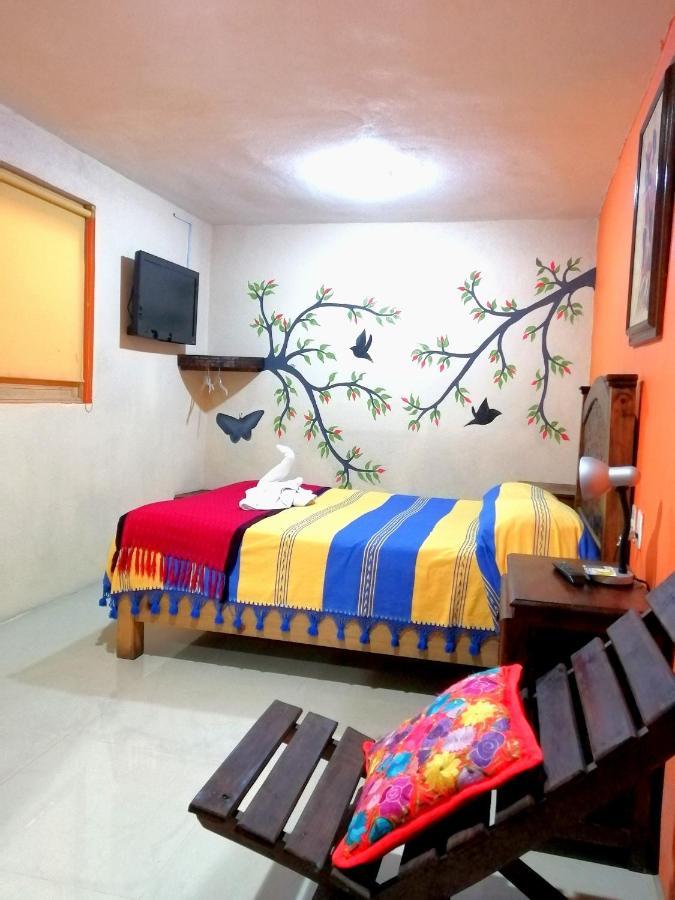 Hotel Amayal San Cristóbal de Las Casas Екстериор снимка