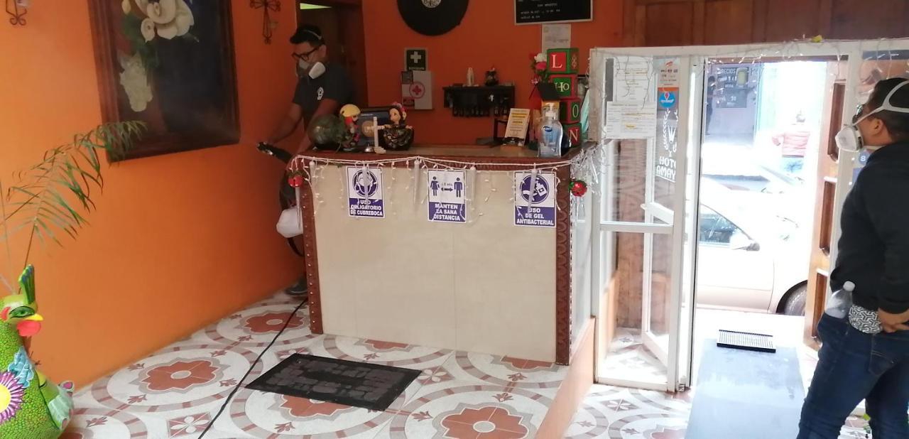 Hotel Amayal San Cristóbal de Las Casas Екстериор снимка